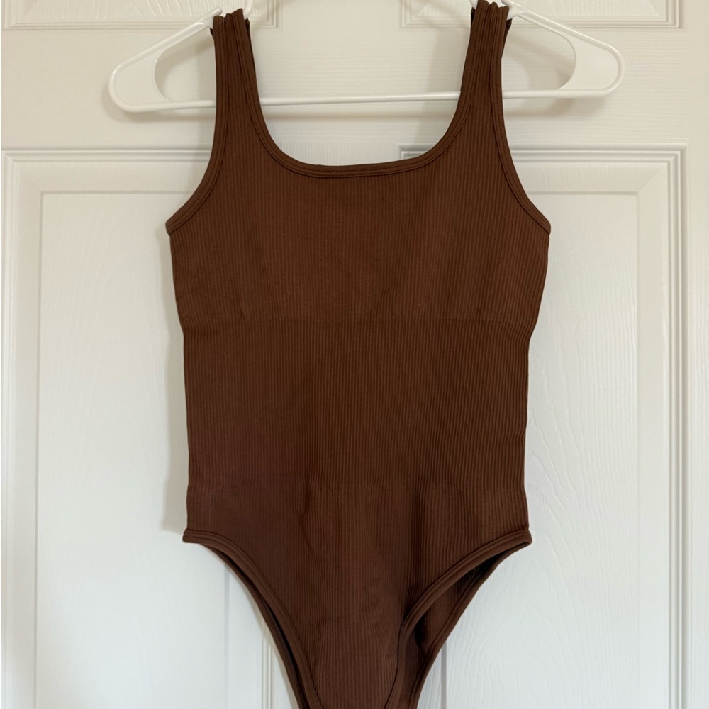 Elegant Brown Sleeveless Bodysuit